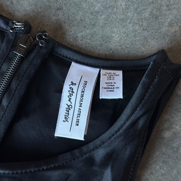 Satin black midi dress - Picture 5 of 5